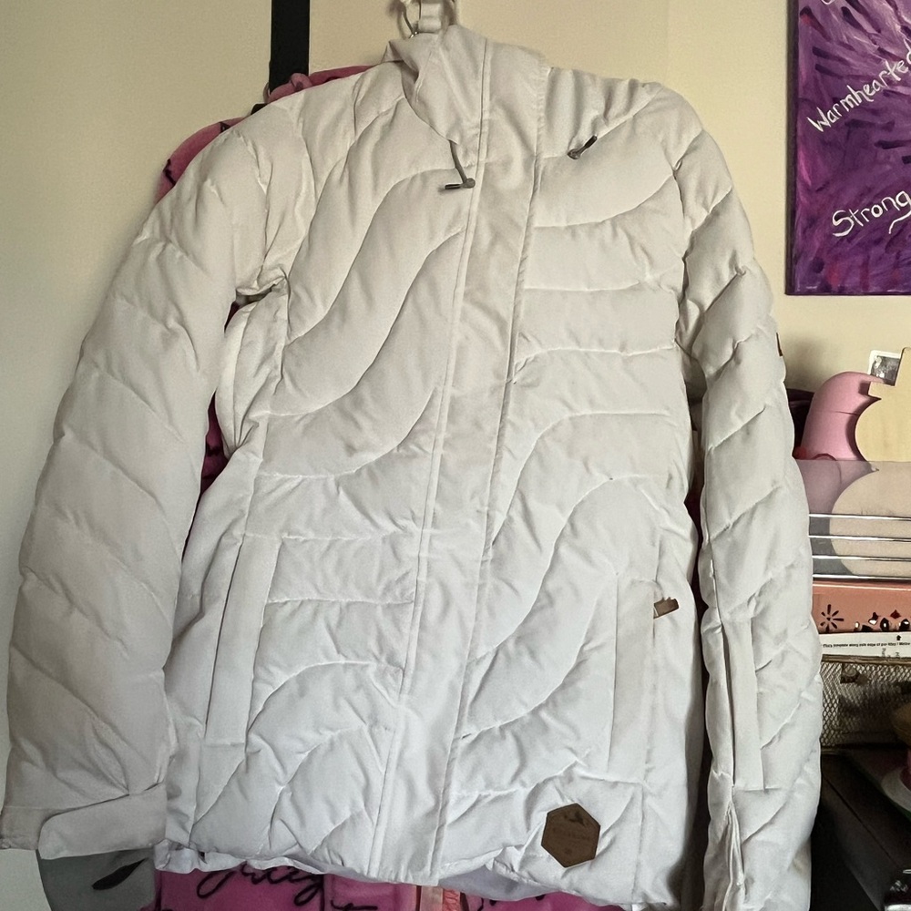 Burton Women's white Puffer Jacket size small